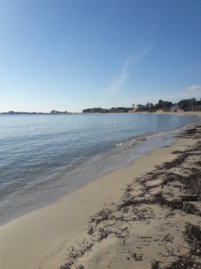 Villamereu Pula Bagian luar foto